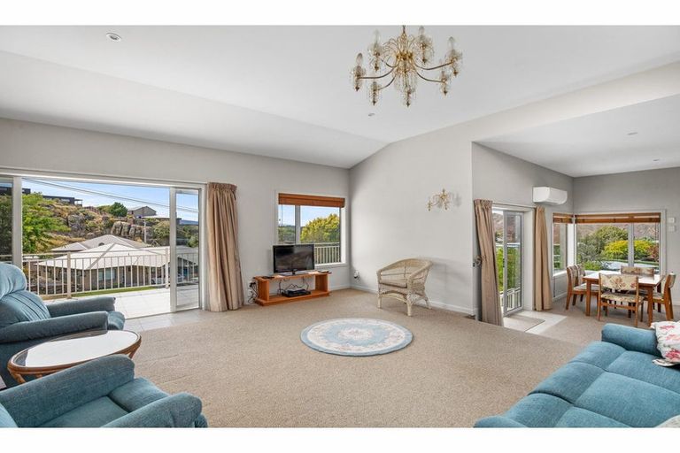 Photo of property in 16 Aronui Road, Bridge Hill, Alexandra, 9320