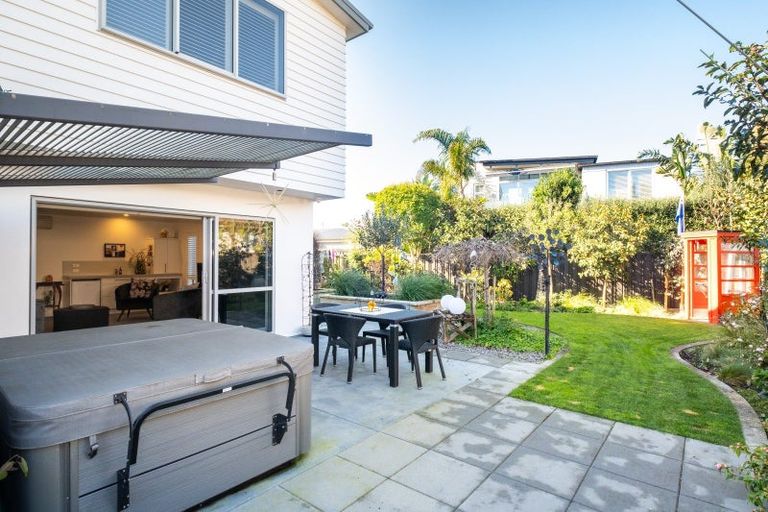 Photo of property in 17 Ferguson Avenue, Westshore, Napier, 4110