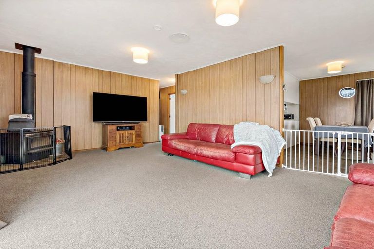 Photo of property in 9 Gallony Avenue, Massey, Auckland, 0614