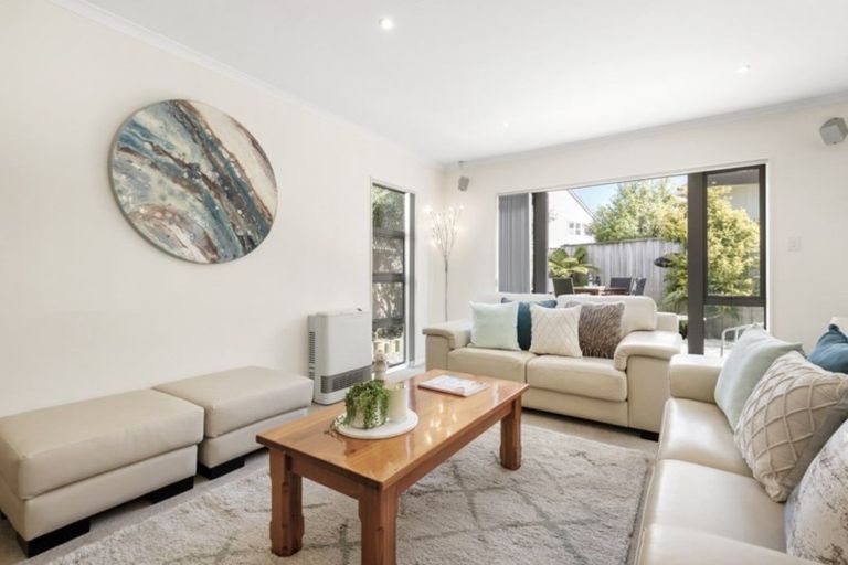 Photo of property in 89a Cambridge Terrace, Waterloo, Lower Hutt, 5011