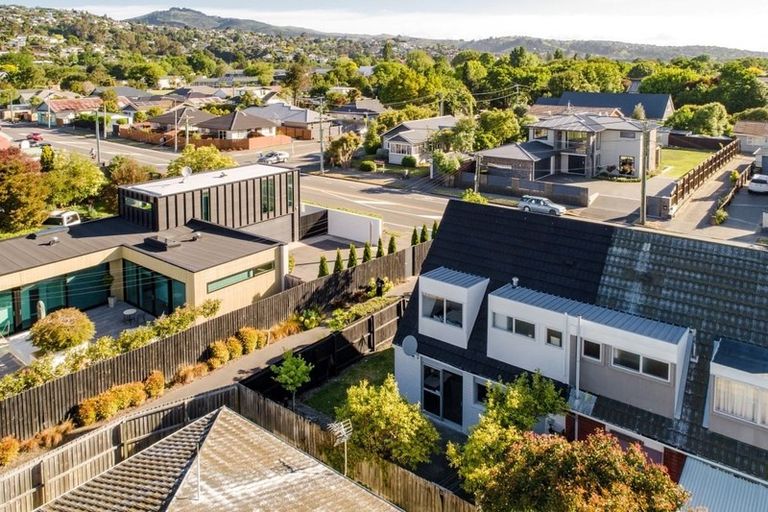 Photo of property in 2/106 Barrington Street, Somerfield, Christchurch, 8024