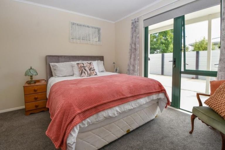 Photo of property in 19a Charles Street, Carterton, 5713