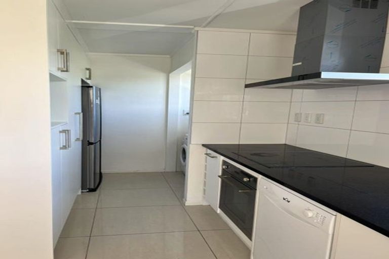 Photo of property in 11 Velma Road, Hillcrest, Auckland, 0627