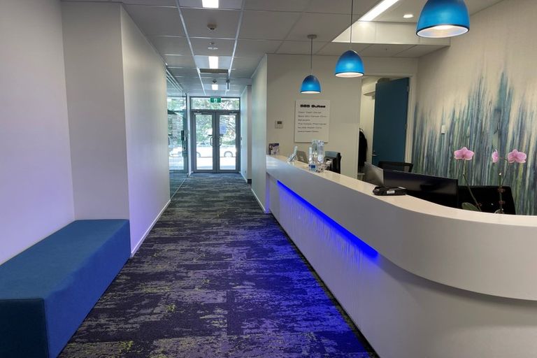 Photo of property in 203/585 Beach Road, Rothesay Bay, Auckland, 0630