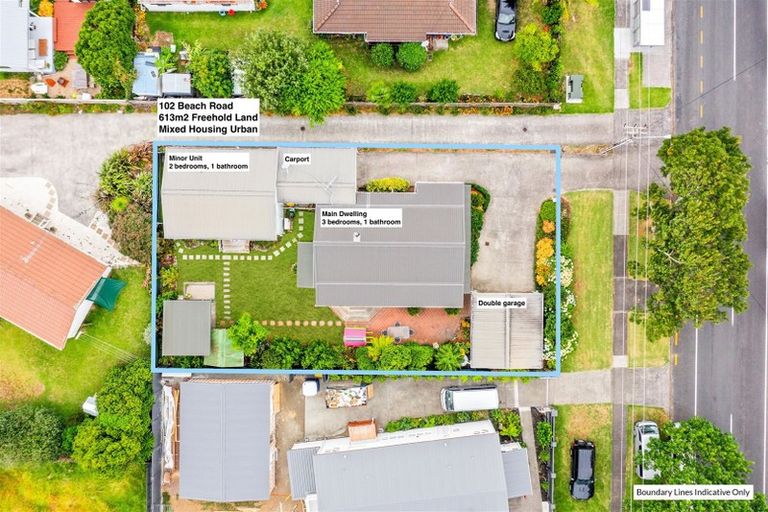 Photo of property in 102 Beach Road, Te Atatu Peninsula, Auckland, 0610