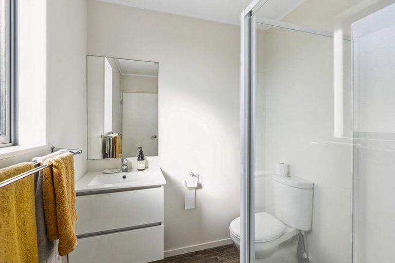 Photo of property in 7 Eruini Street, Waikanae Beach, Waikanae, 5036