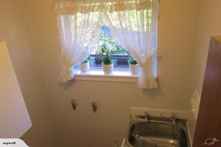 Photo of property in 2/68 Nortons Road, Avonhead, Christchurch, 8042