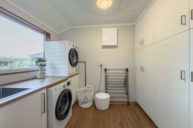 Photo of property in 199 Marama Avenue North, Otatara, Invercargill, 9879