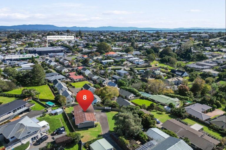 Photo of property in 8 Lorna Place, Brookfield, Tauranga, 3110