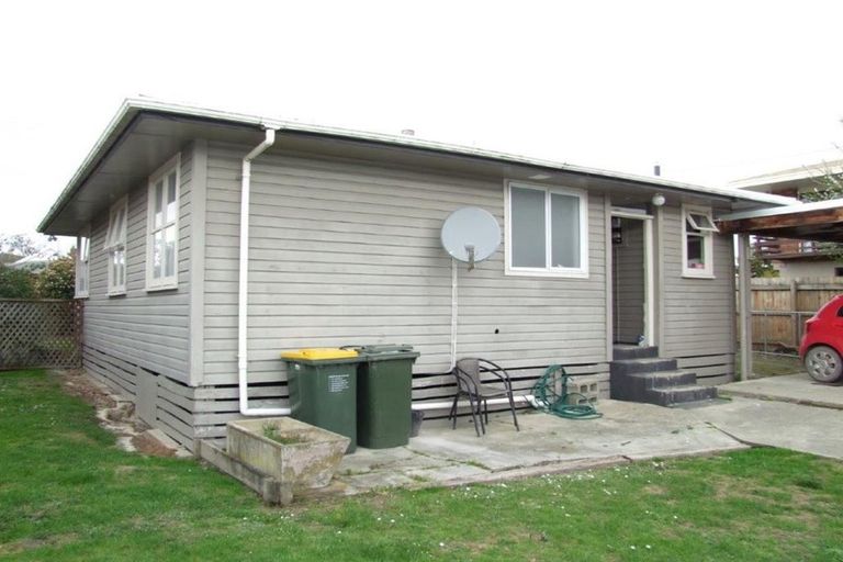 Photo of property in 30 Johnson Street, Milton, 9220