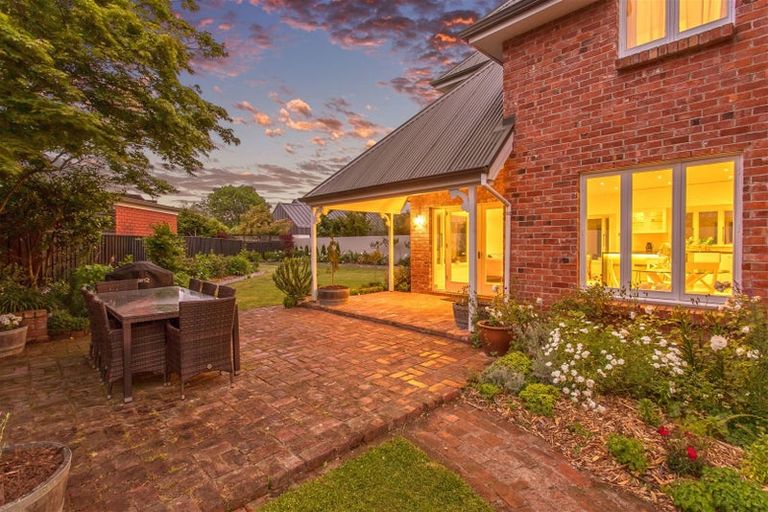 Photo of property in 20 Poynder Avenue, Merivale, Christchurch, 8014