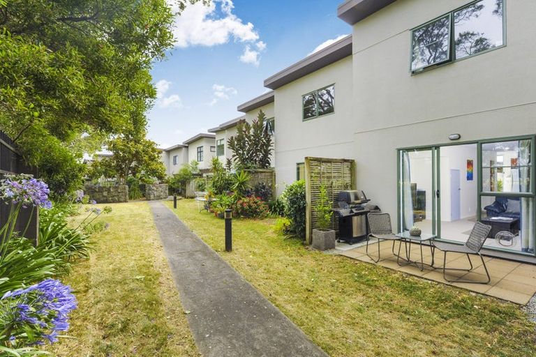 Photo of property in 47/42 Holly Street, Avondale, Auckland, 1026