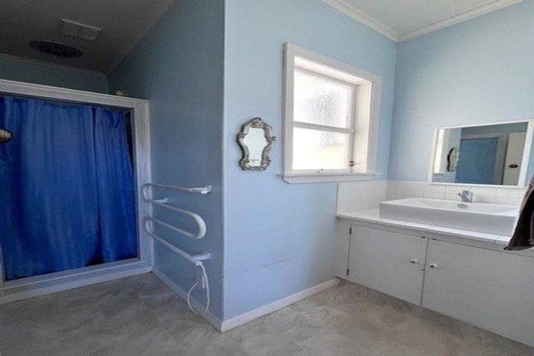 Photo of property in 185 Knights Road, Hutt Central, Lower Hutt, 5011