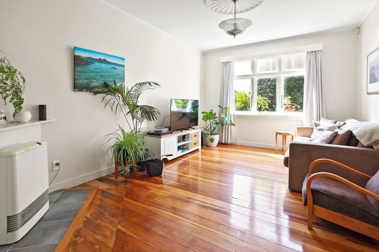 Photo of property in 22 Bettina Road, Fairfield, Hamilton, 3214