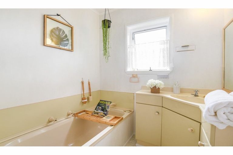 Photo of property in 126 Otonga Road, Springfield, Rotorua, 3015