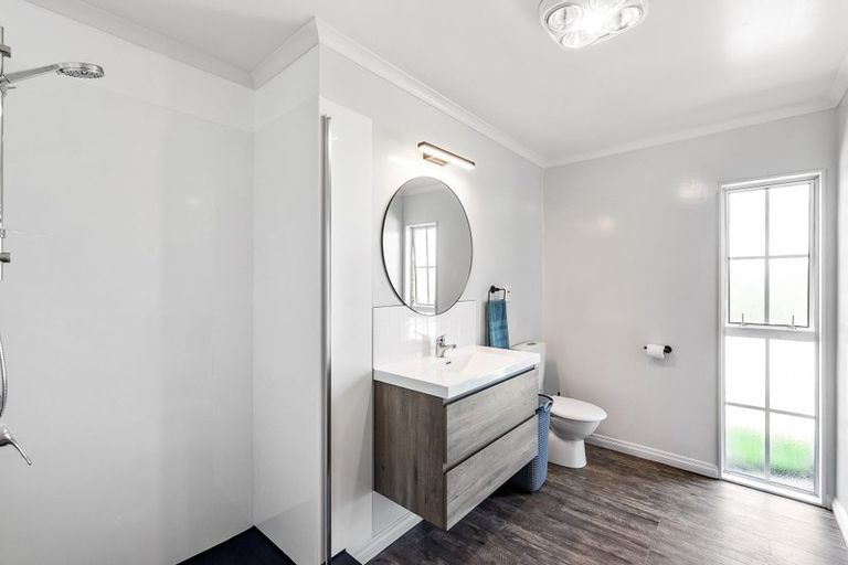 Photo of property in 10 Glen Loch Place, Paraparaumu, 5032