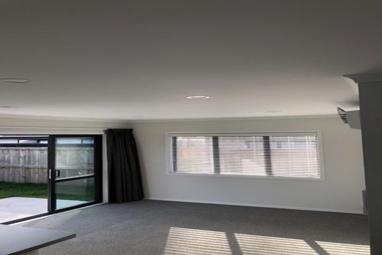 Photo of property in 2/10 Heath Street, Saint Andrews, Hamilton, 3200