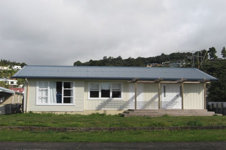 Photo of property in 16 Carr Street, Te Kamo, Whangarei, 0112