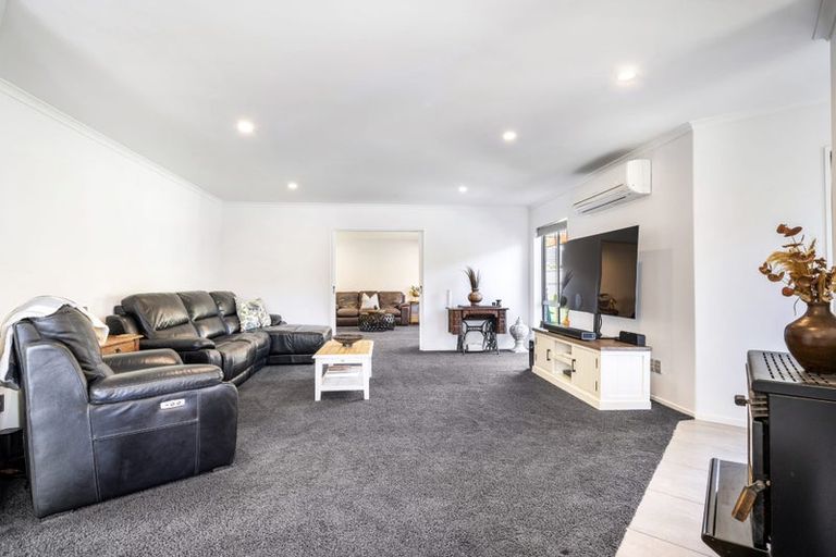 Photo of property in 6 Thornley Place, Woodend, 7610