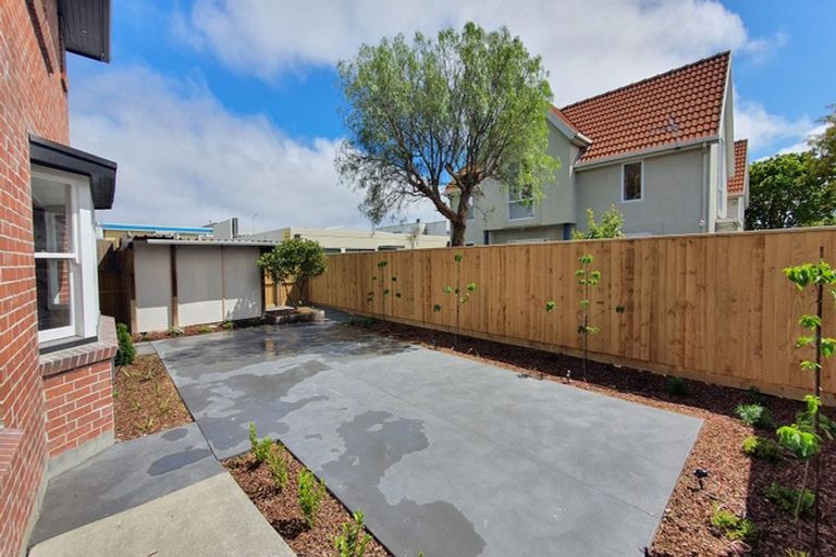 Photo of property in 7 Straven Road, Riccarton, Christchurch, 8011