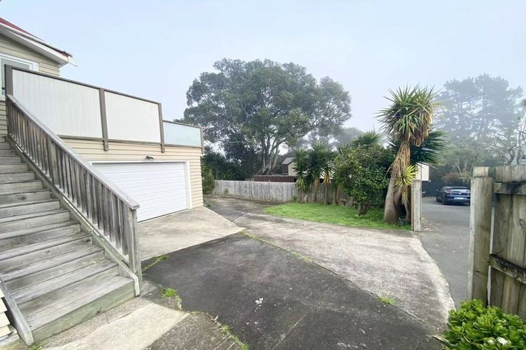 Photo of property in 7 Seaside Avenue, Waterview, Auckland, 1026