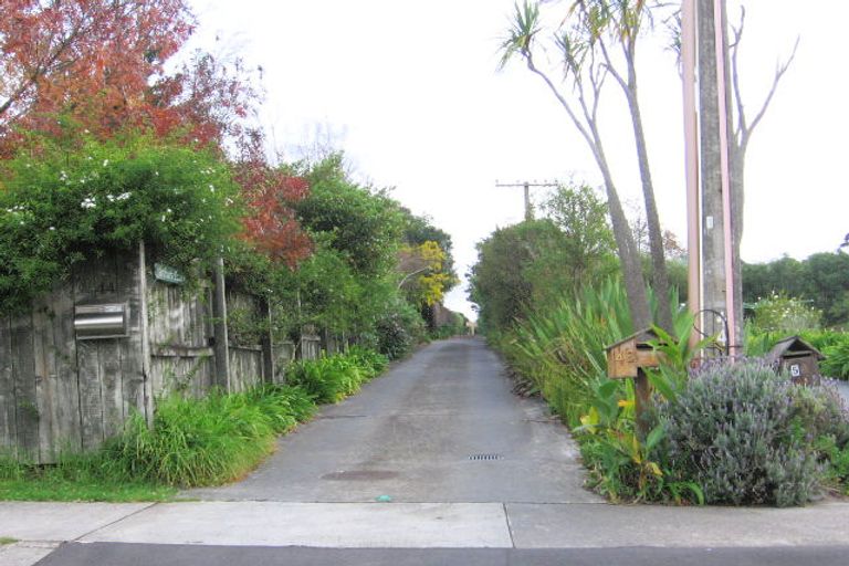 Photo of property in 46 Roland Road, Greenhithe, Auckland, 0632