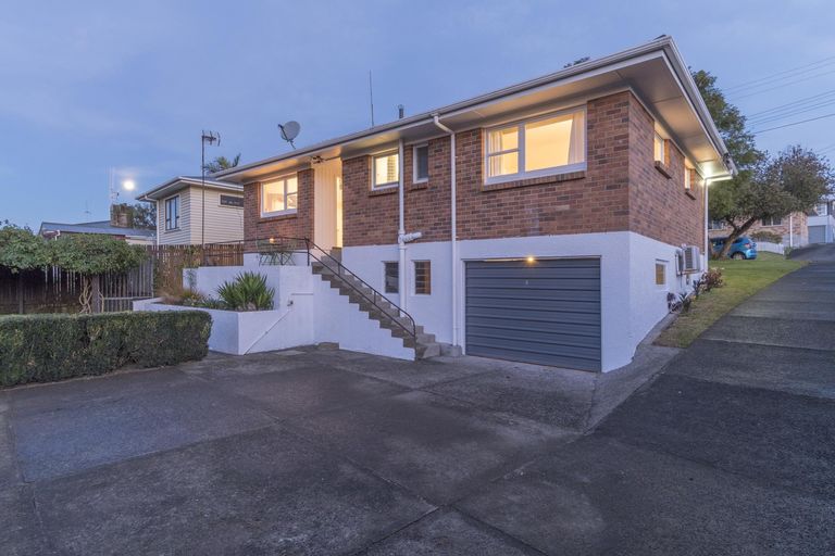 Photo of property in 9a Esk Street, Parkvale, Tauranga, 3112