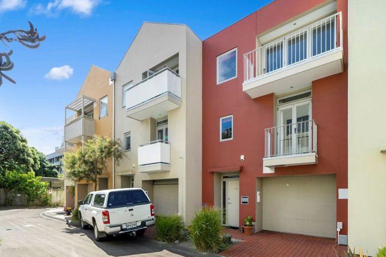 Photo of property in Marrakech Cafe, 42/305 Evans Bay Parade, Hataitai, Wellington, 6021