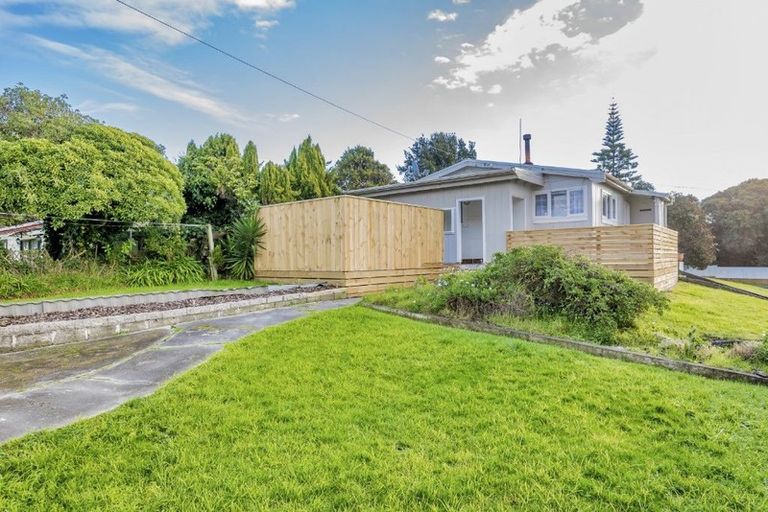 Photo of property in 22 Ngaio Street, Otaki Beach, Otaki, 5512