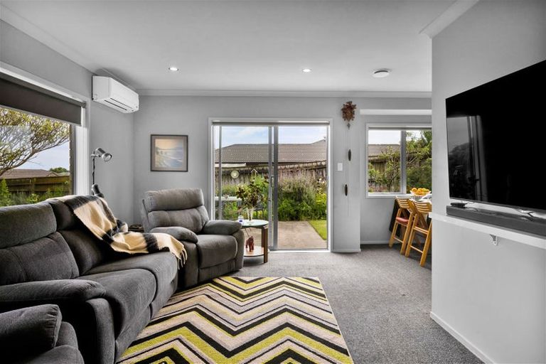 Photo of property in 54 Penrod Drive, Bell Block, New Plymouth, 4312