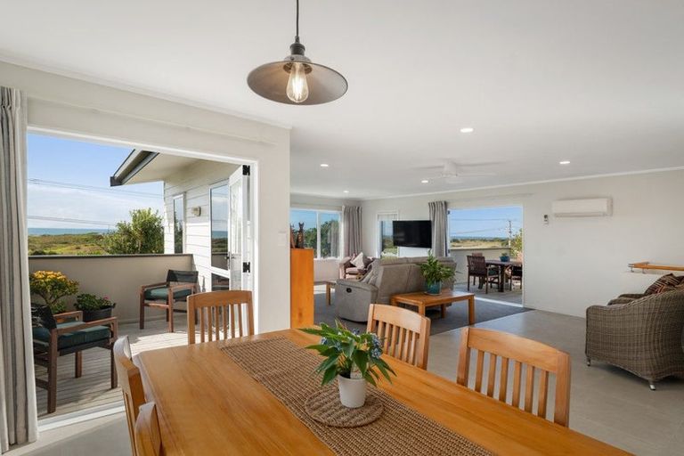 Photo of property in 148 Seaforth Road, Waihi Beach, 3611