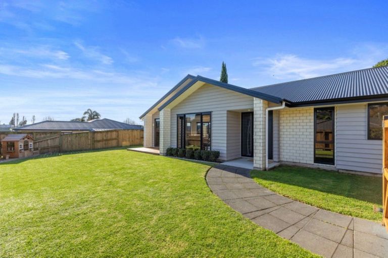 Photo of property in 8f Cannell Farm Drive, Te Puke, 3119