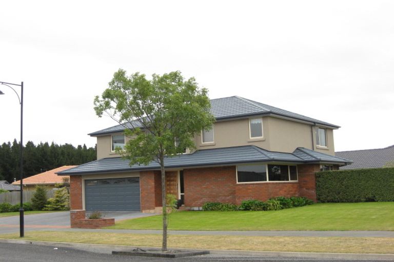 Photo of property in 6 Amoka Crescent, Parklands, Christchurch, 8083