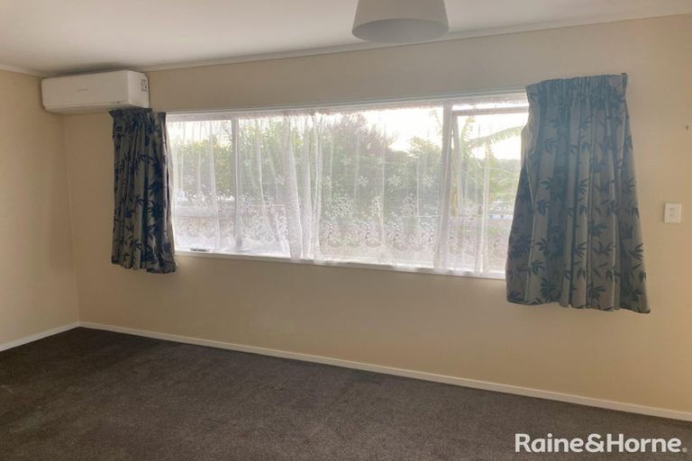 Photo of property in 140 Kingswood Road, Brookfield, Tauranga, 3110