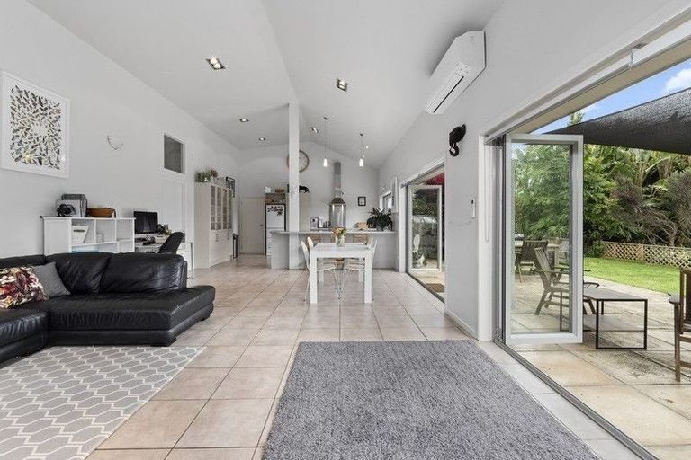 Photo of property in 59 Russell Road, Wainui, Silverdale, 0992