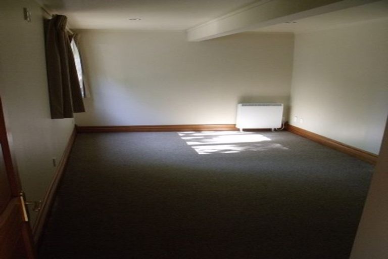 Photo of property in 27 Moffitt Street, Vogeltown, Wellington, 6021