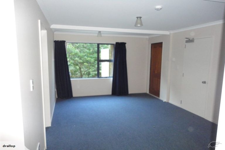 Photo of property in 20 Bryers Place, Bayview, Auckland, 0629