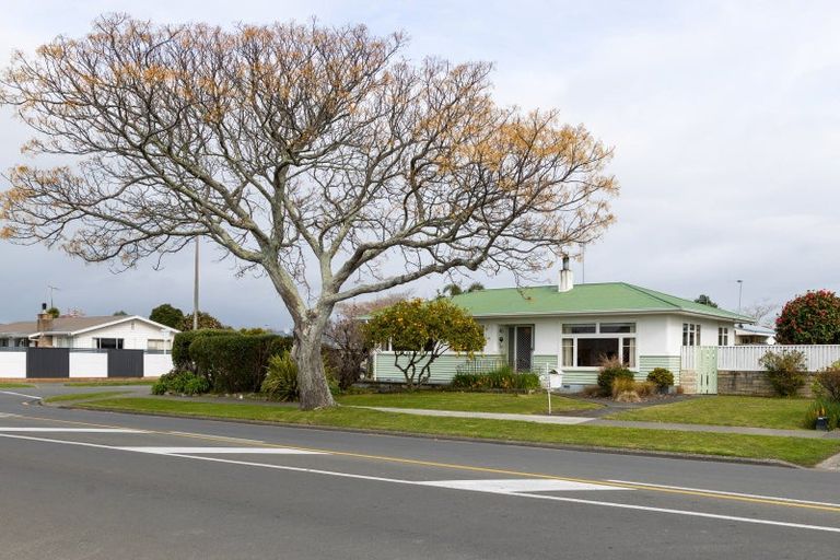 Photo of property in 3 Wycliffe Street, Onekawa, Napier, 4110