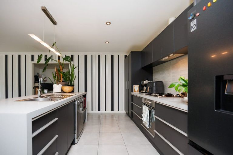 Photo of property in 12a Conway Place, Terrace End, Palmerston North, 4410