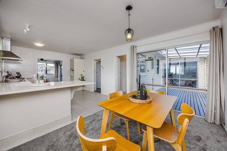 Photo of property in 5 Evans Place, Papakura, 2110