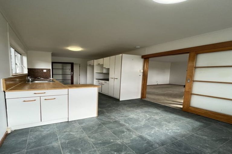 Photo of property in 32 Powrie Street, Glenfield, Auckland, 0629