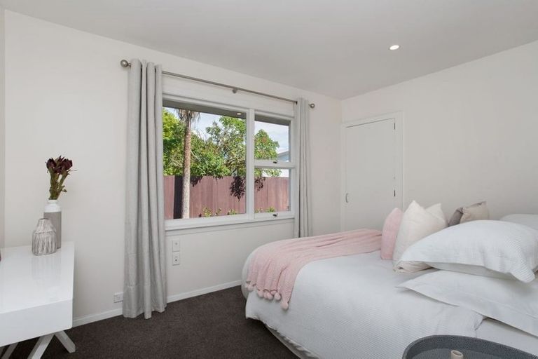 Photo of property in 15 Suffolk Street, Phillipstown, Christchurch, 8011