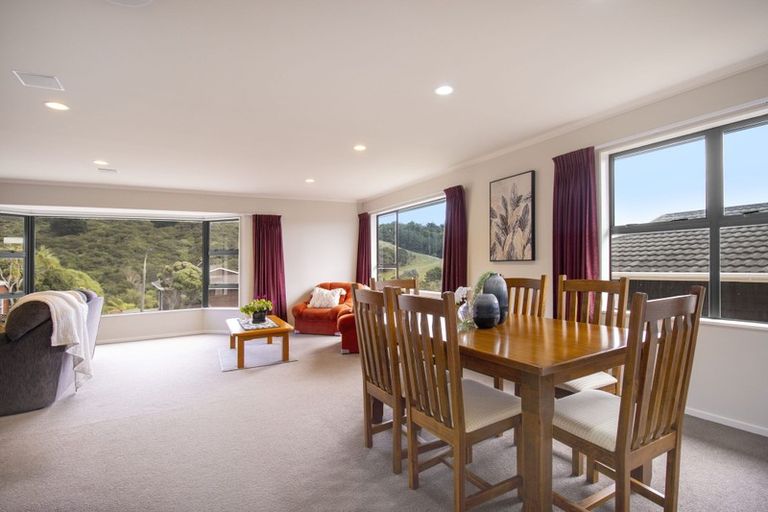Photo of property in 47 Exploration Way, Whitby, Porirua, 5024