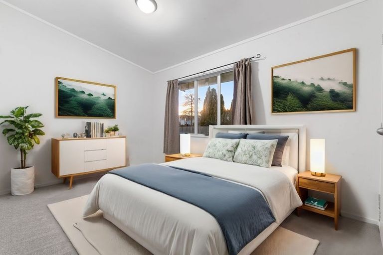 Photo of property in 25 Pukeroa Place, Papakura, 2110