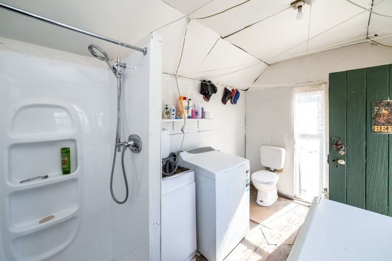 Photo of property in 1596 Cape Palliser Road, Cape Palliser, Featherston, 5772