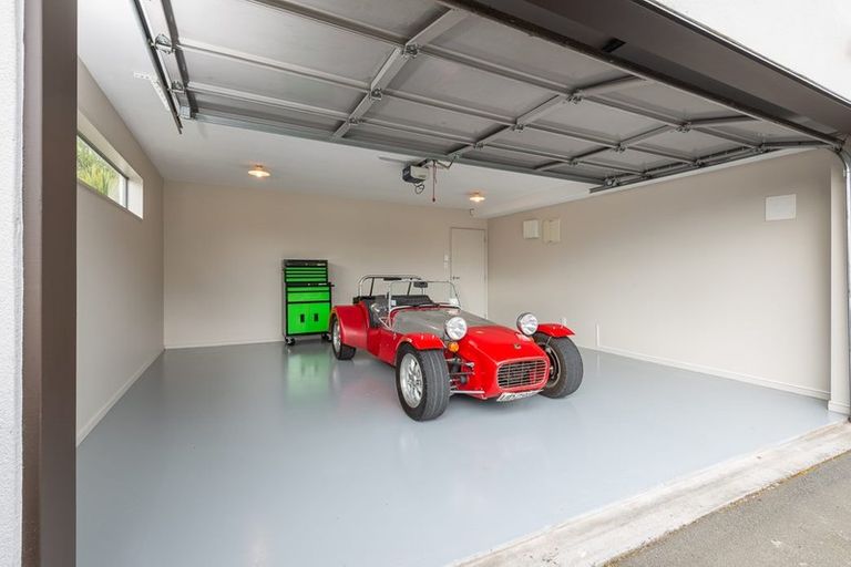 Photo of property in 34a Packe Street, Edgeware, Christchurch, 8013