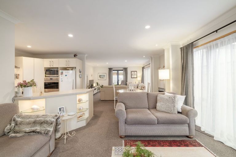 Photo of property in 39 Ernest Gray Place, Halswell, Christchurch, 8025