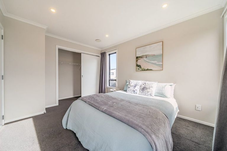Photo of property in 52 Mawai Hakona Drive, Wallaceville, Upper Hutt, 5018