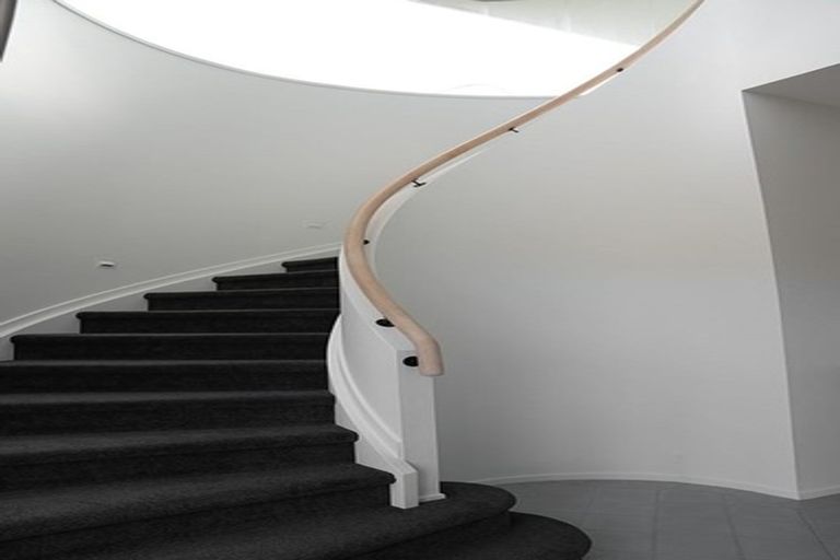 Photo of property in 1/2 Ocean View Road, Milford, Auckland, 0620