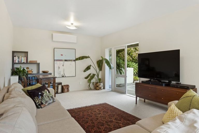 Photo of property in 15 Kiteroa Place, Cashmere, Christchurch, 8022